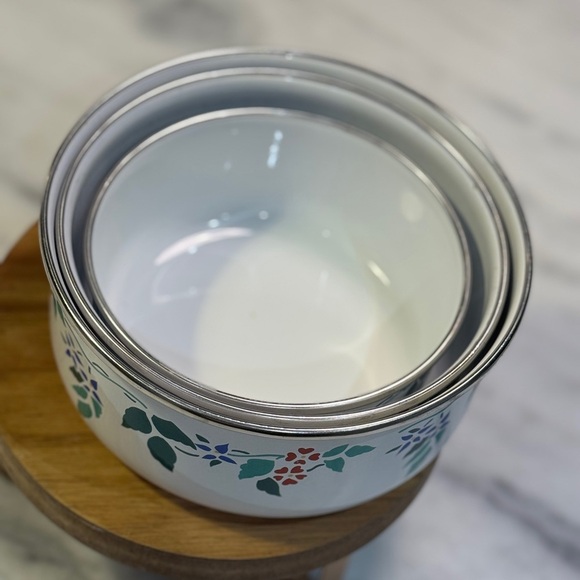 Vintage Kobe Kitchen Bowls Floral Pattern Enamel Metal Mixing Nesting Bowls - Picture 2 of 11